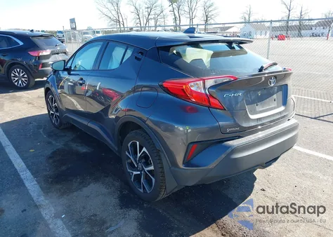 2021 Toyota C-Hr Xle z USA, uszkodzony, nr VIN NMTKHMBX8MR132380